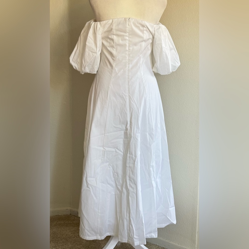 On 34th Women's Off-The-Shoulder Puff-Sleeve White Midi Dress - Picture 8 of 10
